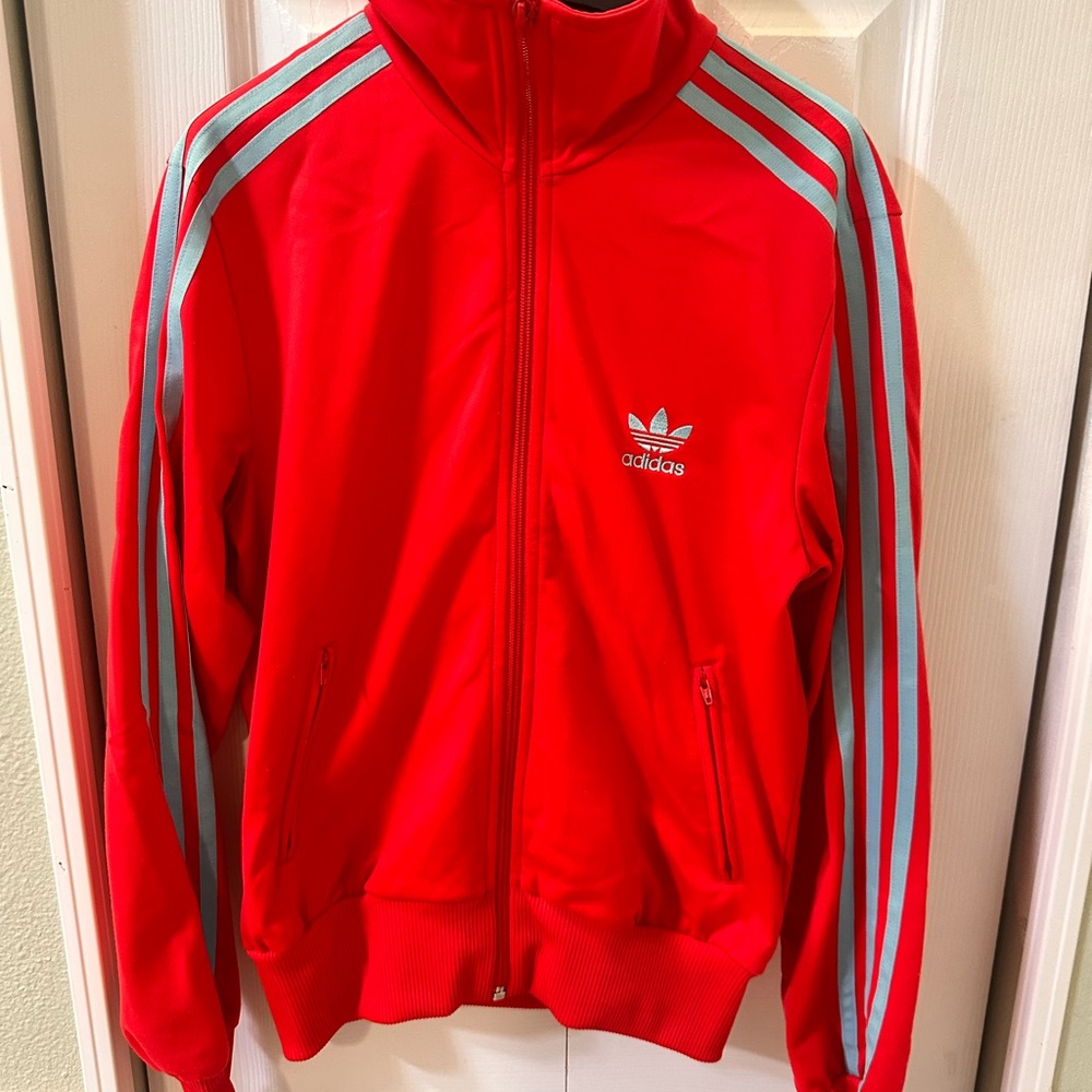 Retro Adidas Red Sports Jacket with Stand-Up Collar